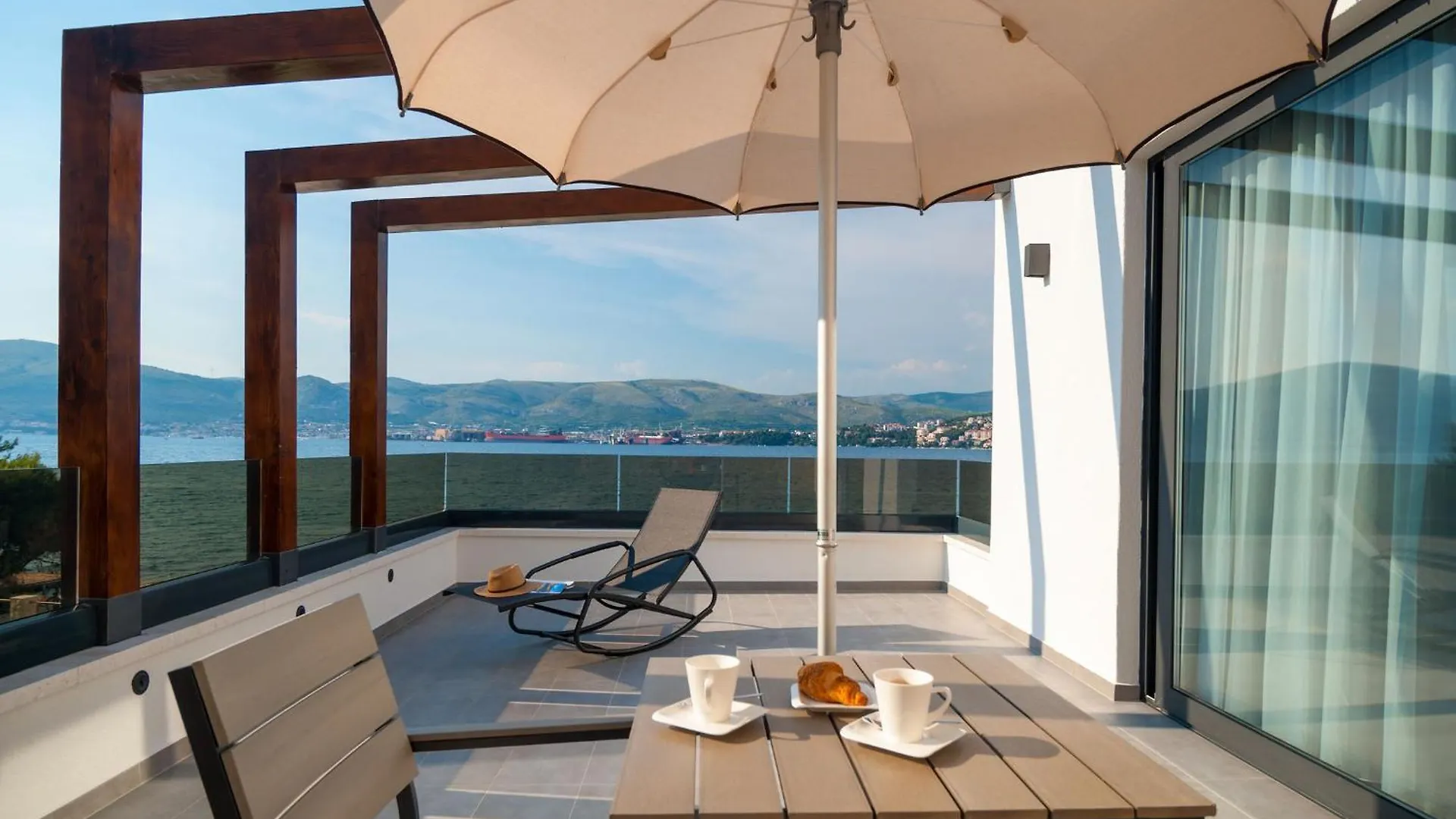 Villa With 2 Pools, And Sauna Sunce Trogir