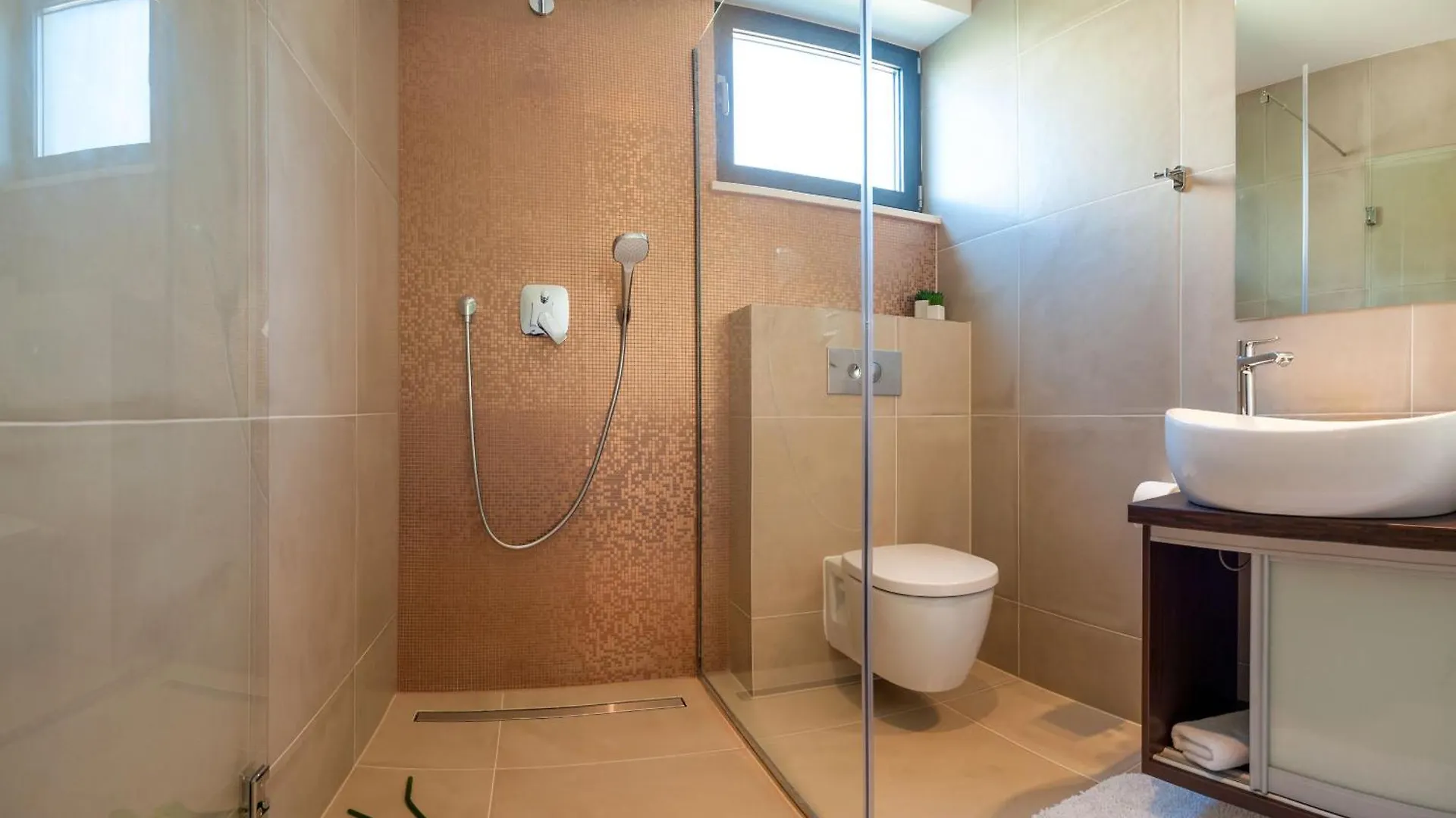 Villa With 2 Pools, And Sauna Sunce Trogir 0*,  Croatia